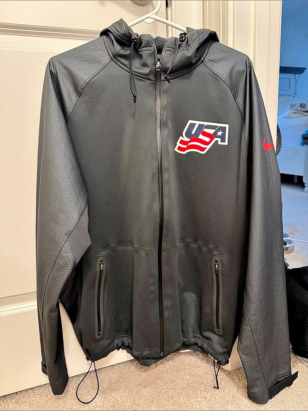Nike Team USA Lightweight Player Jacket Black & Red Large